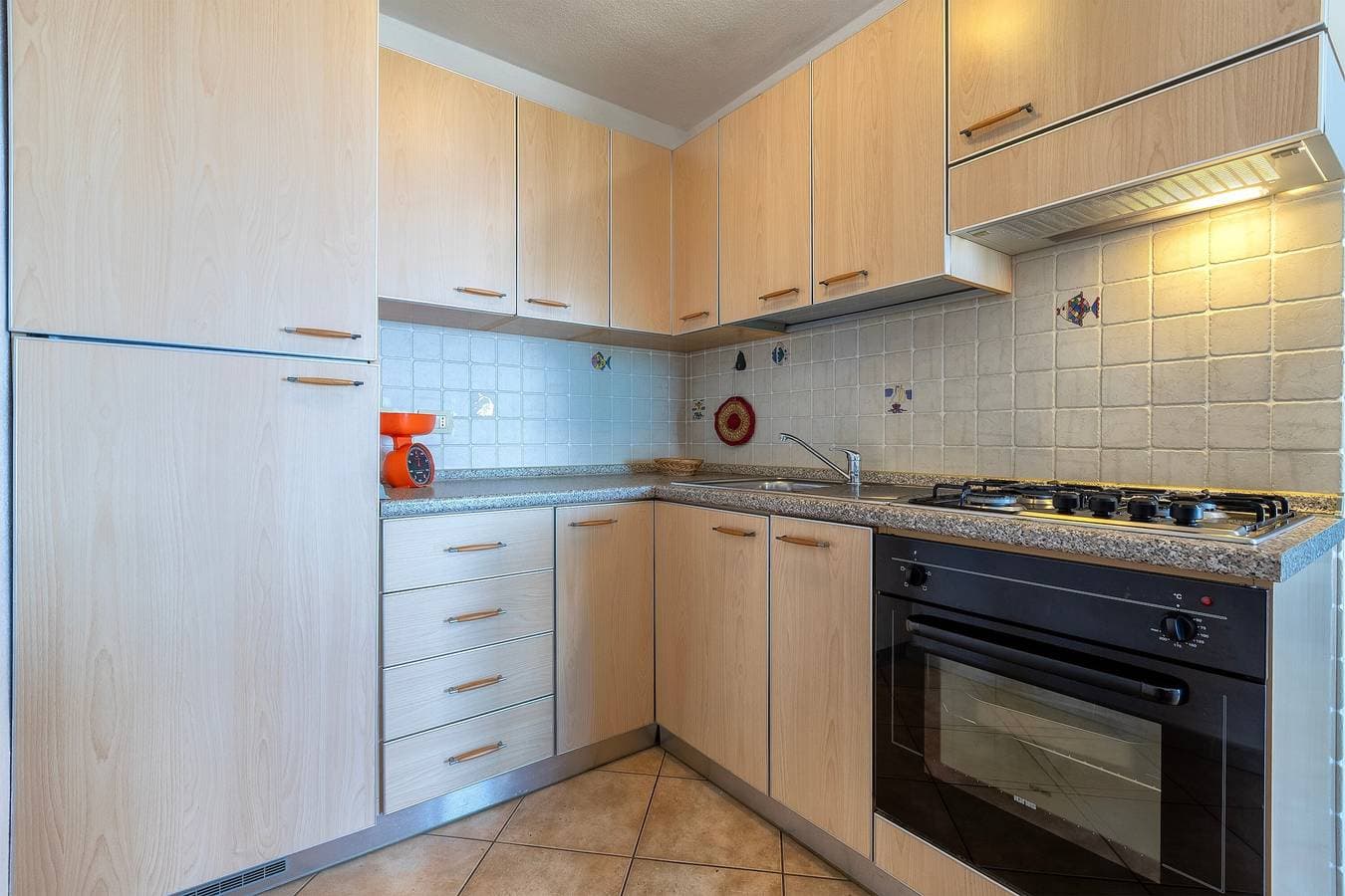 Foto 8 von 37: Ferienwohnung 'Sea View Isola Rossa Apartment' mit Meerblick, WLAN und Klimaanlage