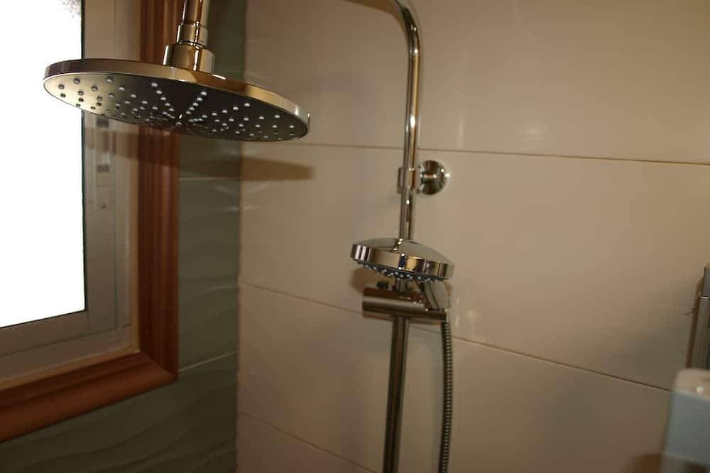 Foto 4 von 20: Bueu: Ferienwohnung - 3   Räume - 2/4   PersonenHaus mit Garten