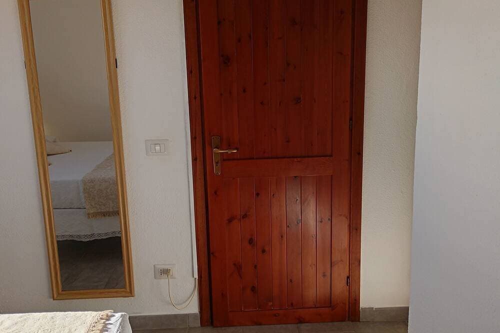 Foto 5 von 30: Villa in Panoramaposition, nur einen Steinwurf vom Meer entfernt