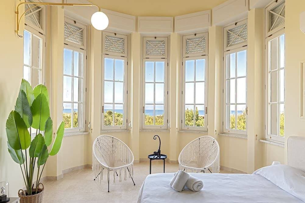 The recently renovated apartment is a small gem, perfect for two guests. The interiors are modern, t... 1