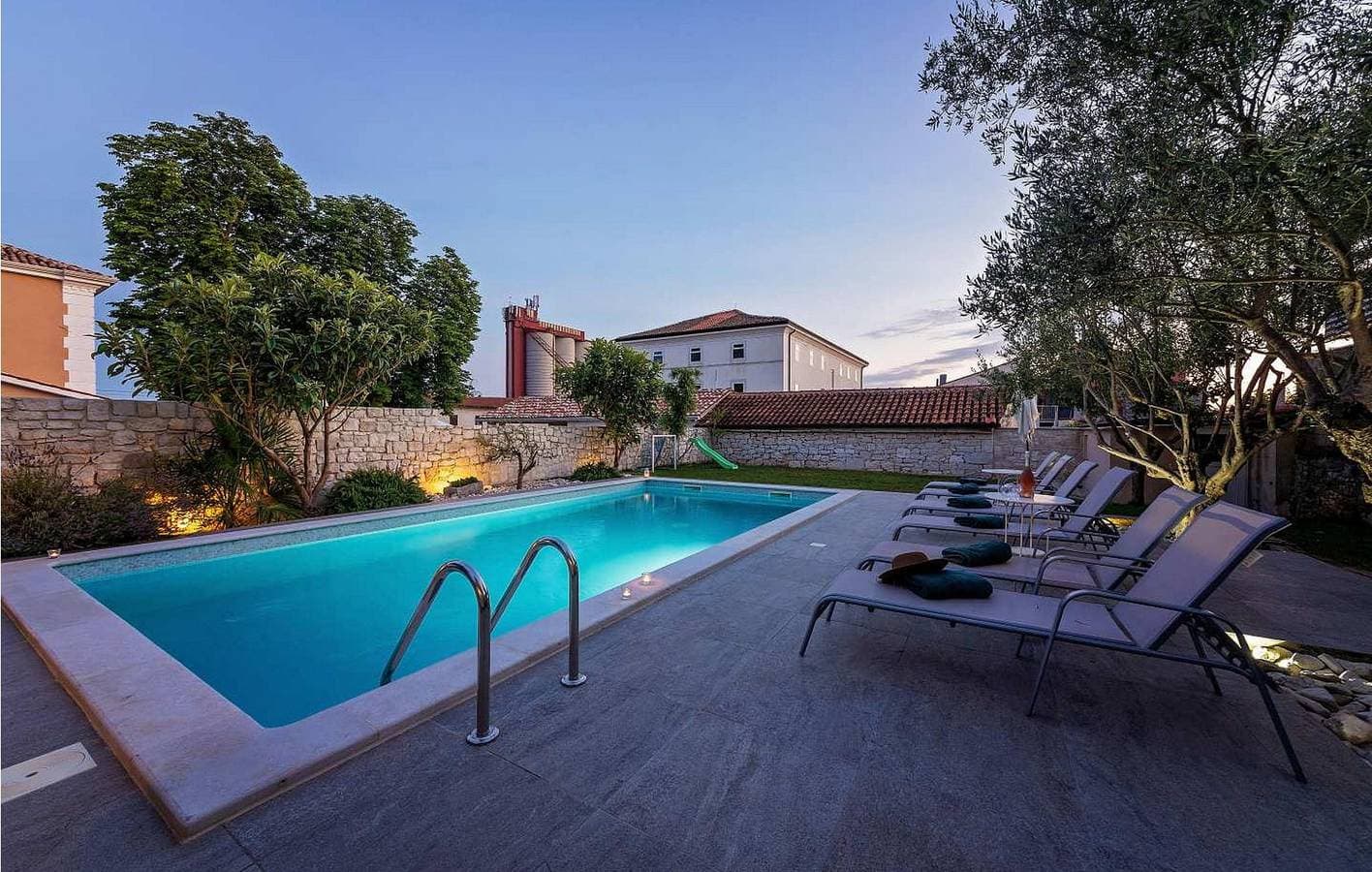 Foto 12 von 44: Charmantes Apartment mit Pool und Terrasse, nur wenige Schritte von den Sehenswürdigkeiten von Visnjan entfernt