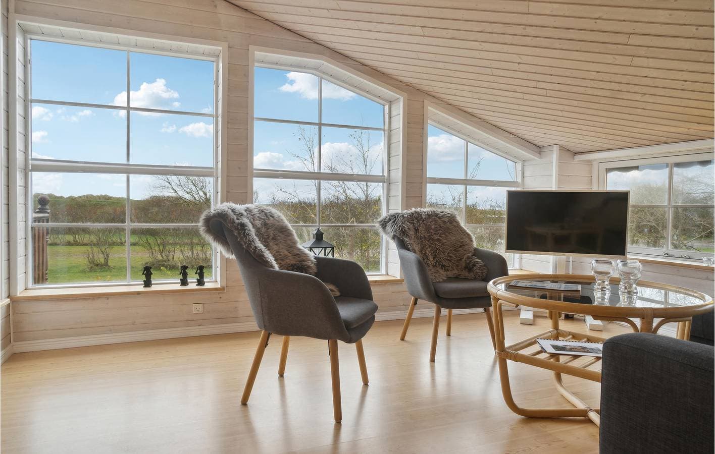 Foto 5 von 25: Ferienwohnung für 5 Personen mit Terrasse