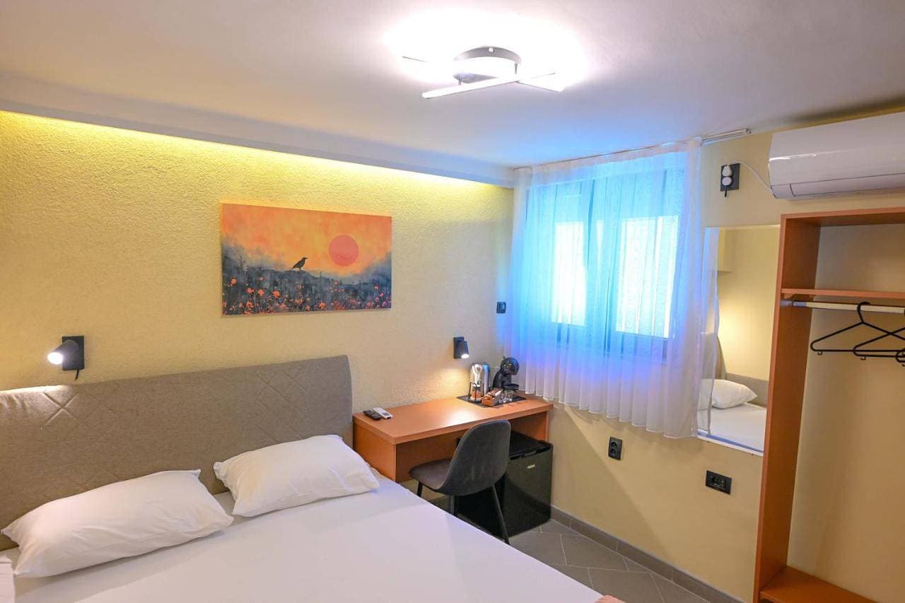 Foto 2 von 15: Double or Twin Room