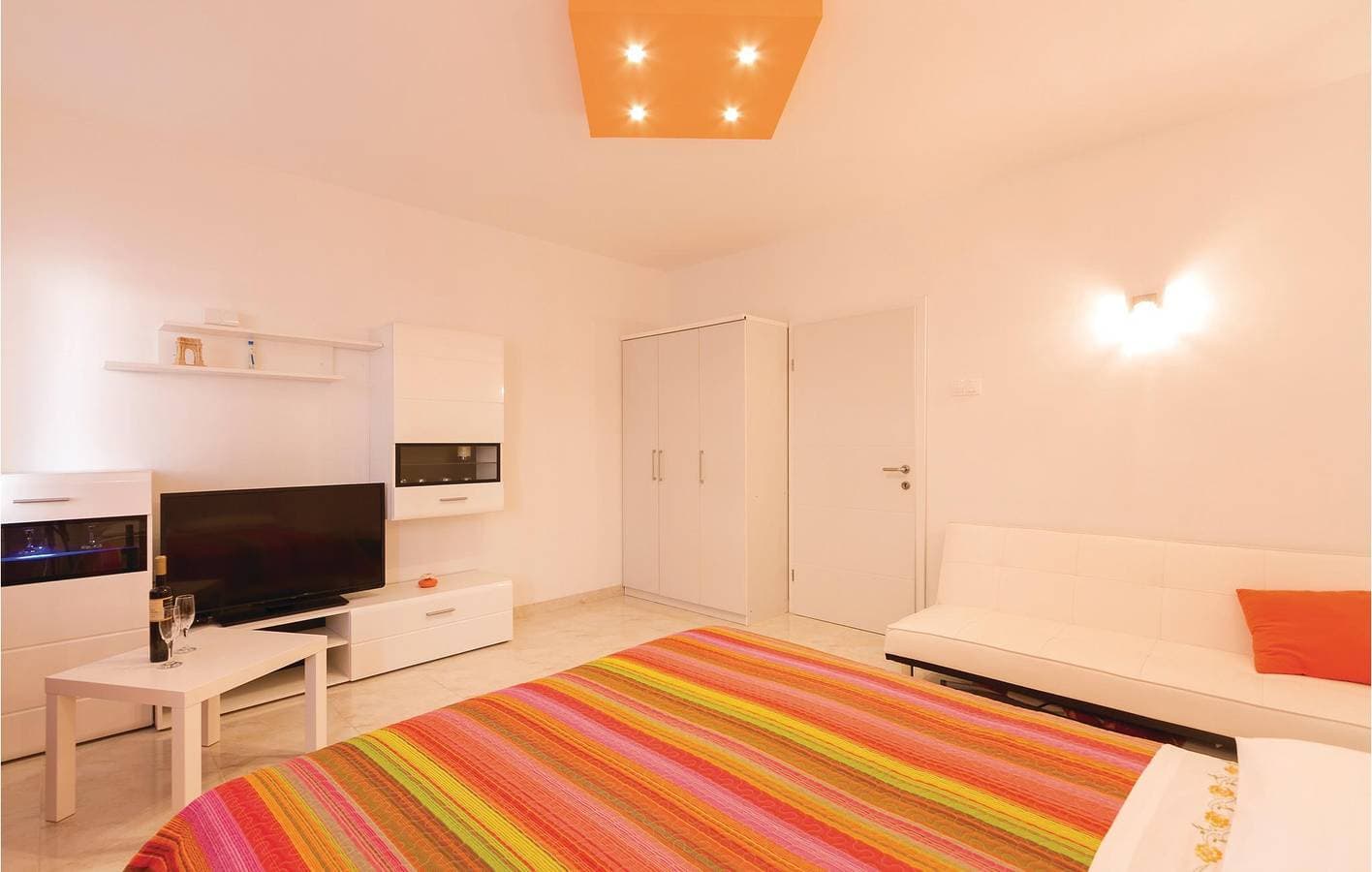 Foto 8 von 18: Gemütliche Ferienwohnung mit WLAN und Parkplatz, 2,5 km von der Küste entfernt