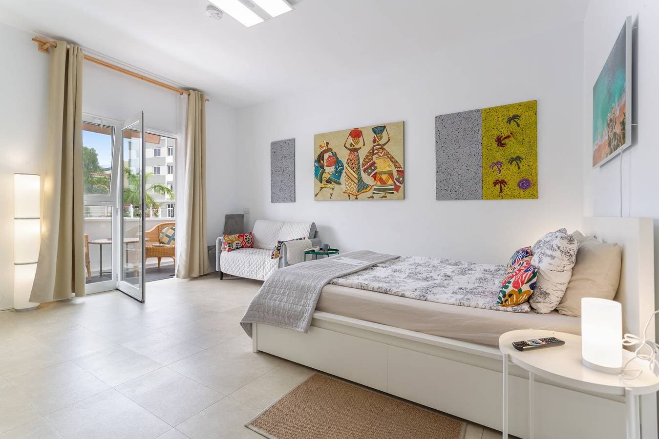 Foto 5 von 29: Apartment Fantastico 2 – Klimaanlage, kostenloses Parken, Balkon & Stadtblick