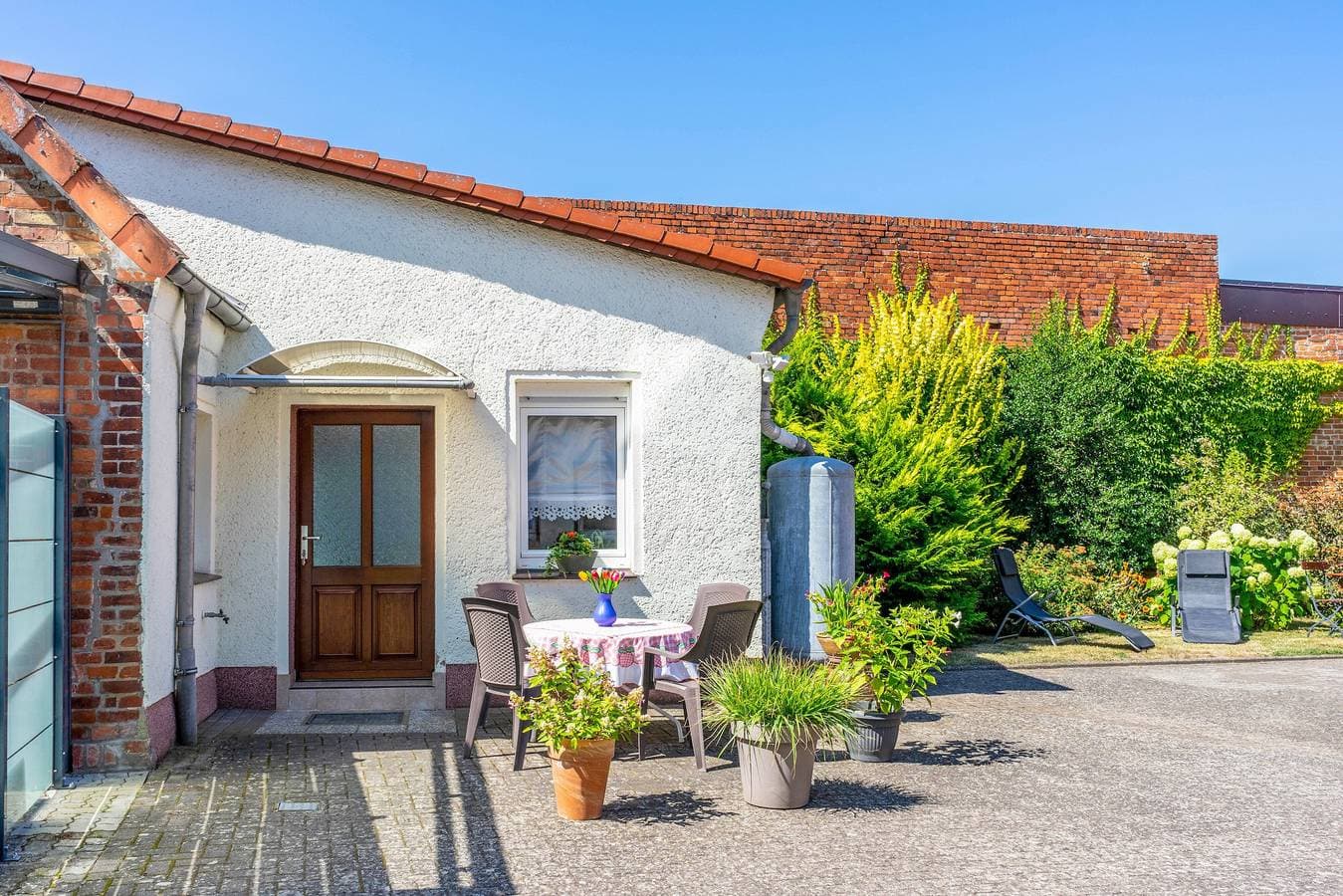Foto 3 von 26: Ferienhaus „Kleines Ferienhaus“ mit Terrasse und WLAN
