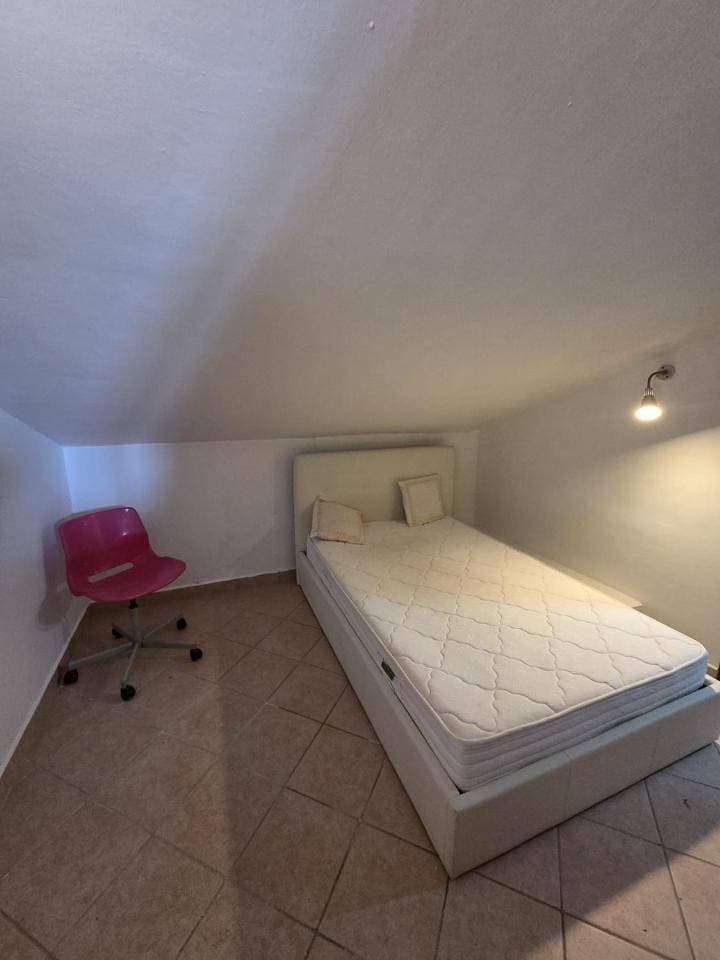 Foto 9 von 19: Two-Bedroom Apartment with Terrace