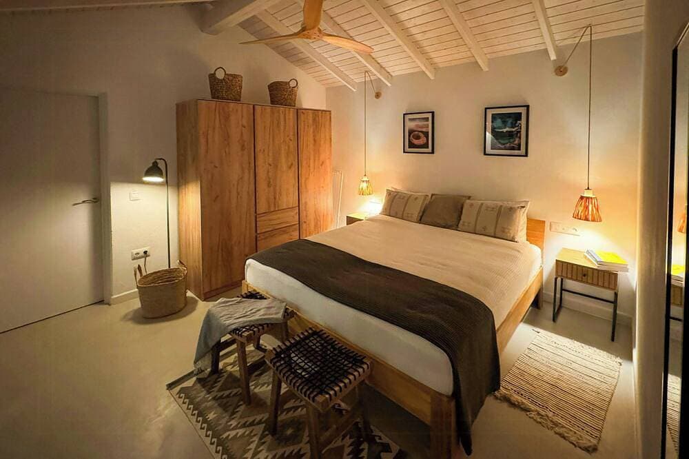 Foto 5 von 30: Eine Oase des Designs und der Ruhe mit Pool auf Lanzarote