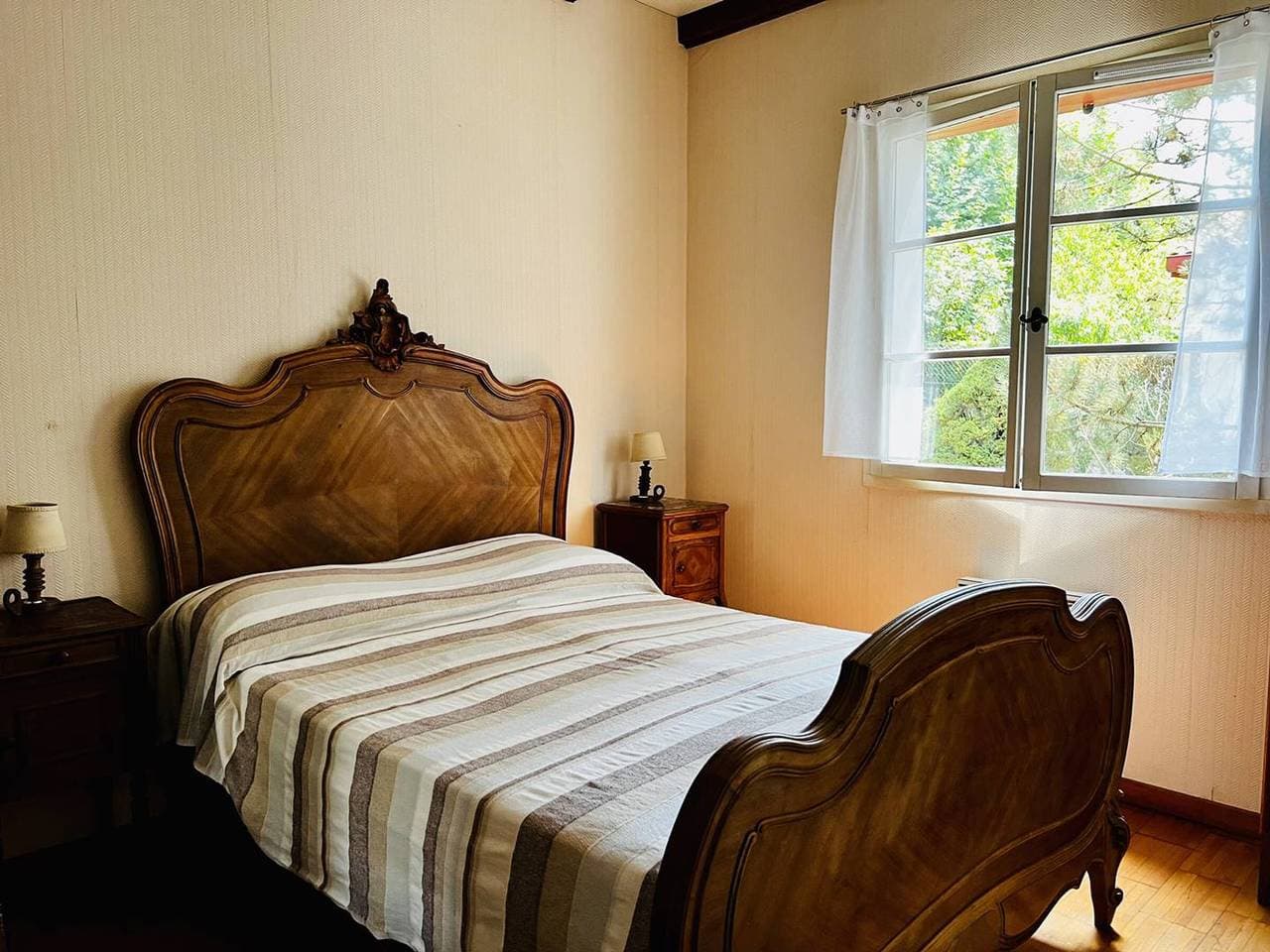 Foto 10 von 18: Baskisches Haus in Espelette, 3 Zimmer, 5+2 Pers, Haustiere erlaubt, Internet