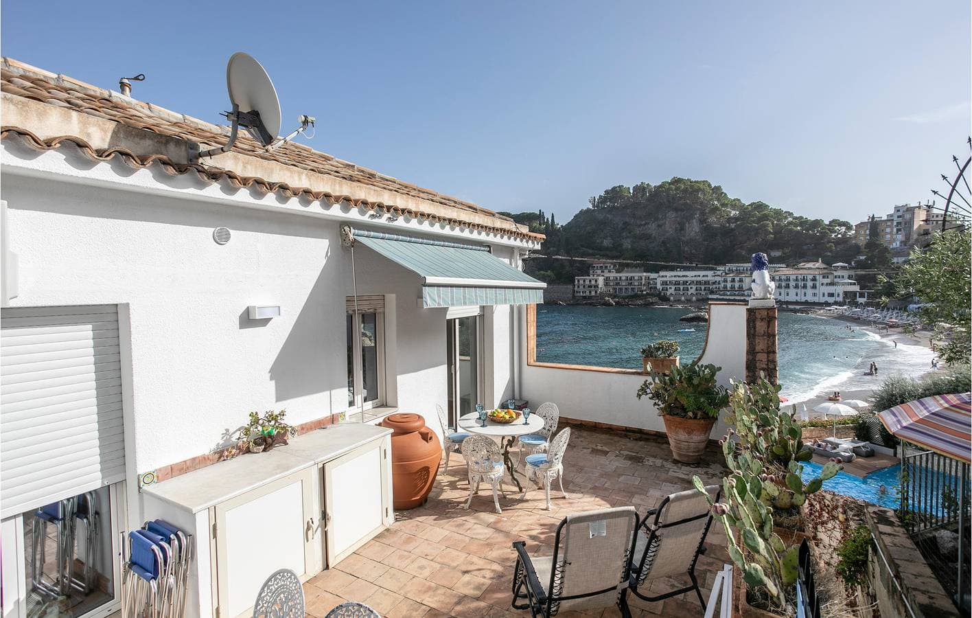 Charmante 70qm Wohnung: A/C, Terrasse, 600m zum Strand 1