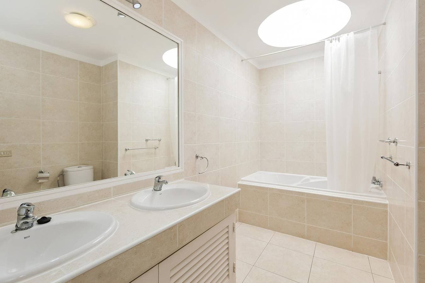 Foto 8 von 52: Ferienwohnung für 4 Personen mit Pool