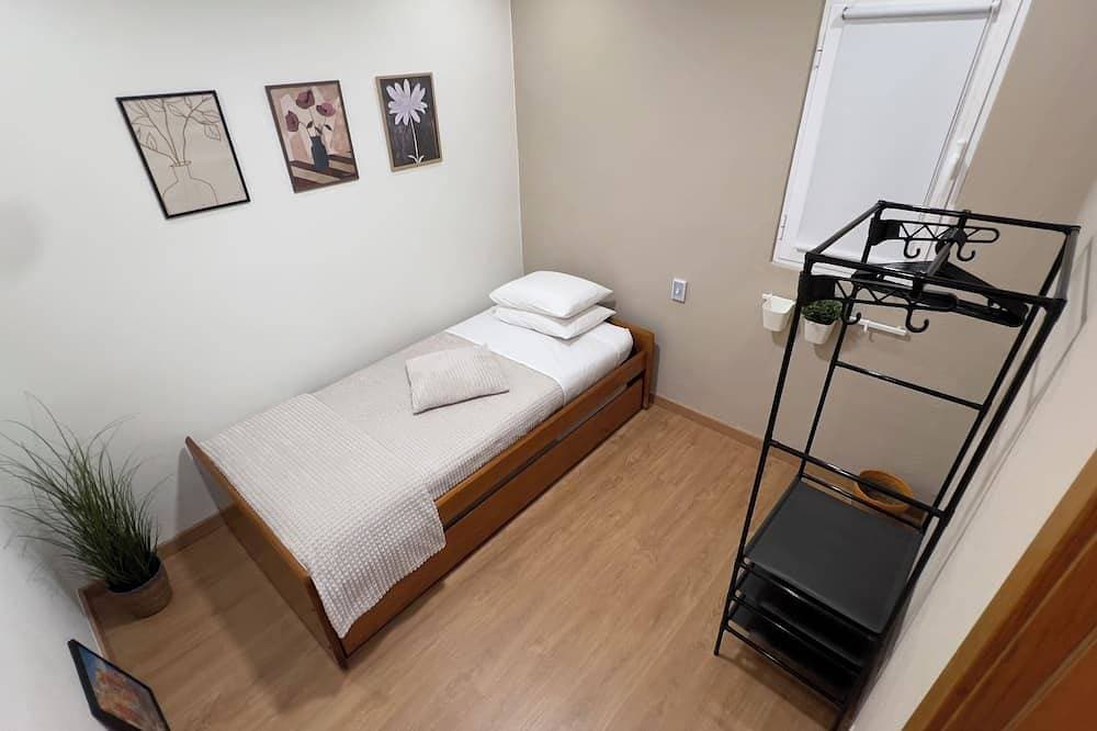 Foto 4 von 29: Bezauberndes Gästestudio mit Terrasse, Klimaanlage und WLAN