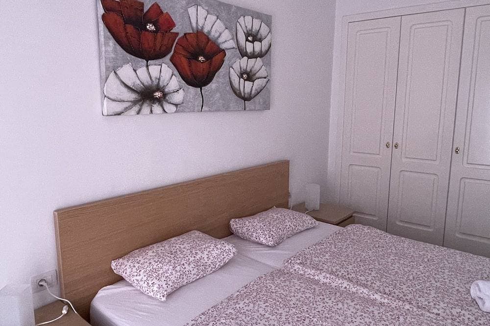 Foto 4 von 26: Last Minute Angebot -WLAN gratisTOP Terrassenwohnung am Strand beheizter Pool