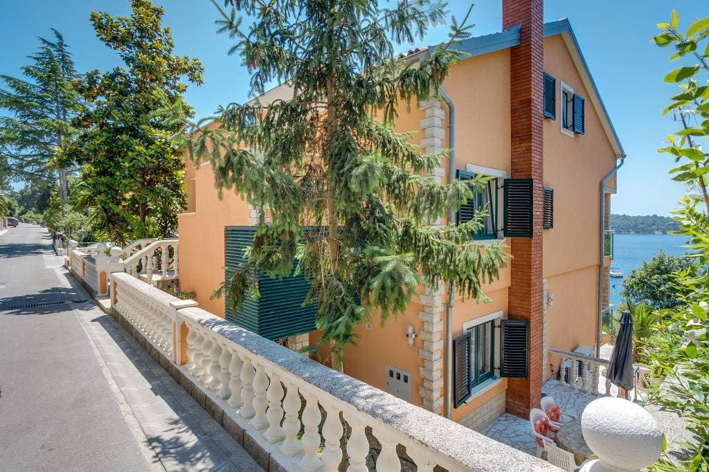 Foto 4 von 45: Ferienwohnung in Mali Lošinj mit Meerblick, Balkon, Klimaanlage, W-Lan (4896-2)