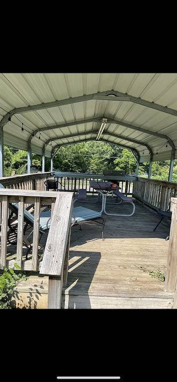 Foto 5 von 37: Pelican's Nest with kayaks, Caddo Lake Cabins