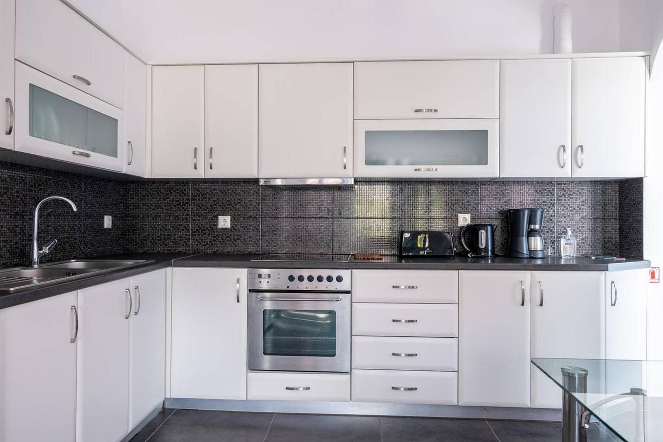 Foto 5 von 24: Ferienwohnung 'Adelphi 1 65' mit Bergblick, Wi-Fi und Klimaanlage