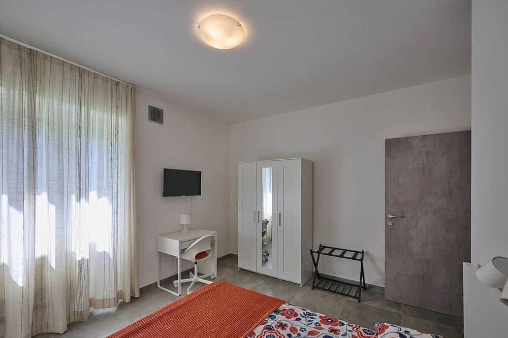 Foto 2 von 8: Le Rose Gialle: Double Room 2