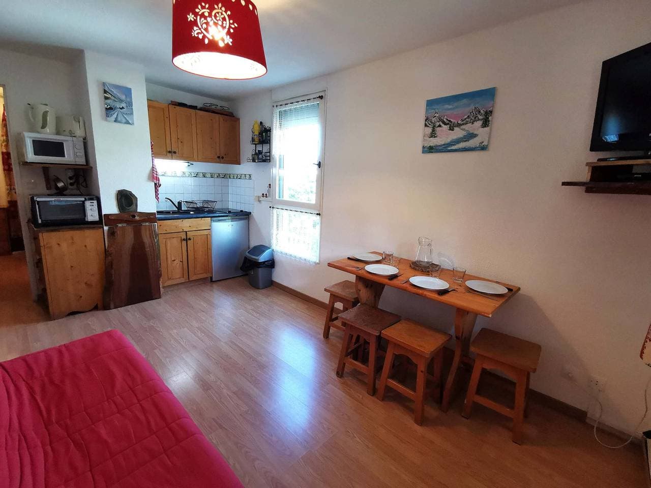 Foto 3 von 11: Gemütliches Studio Kabine - 4 Pers., 20m zu den Pisten