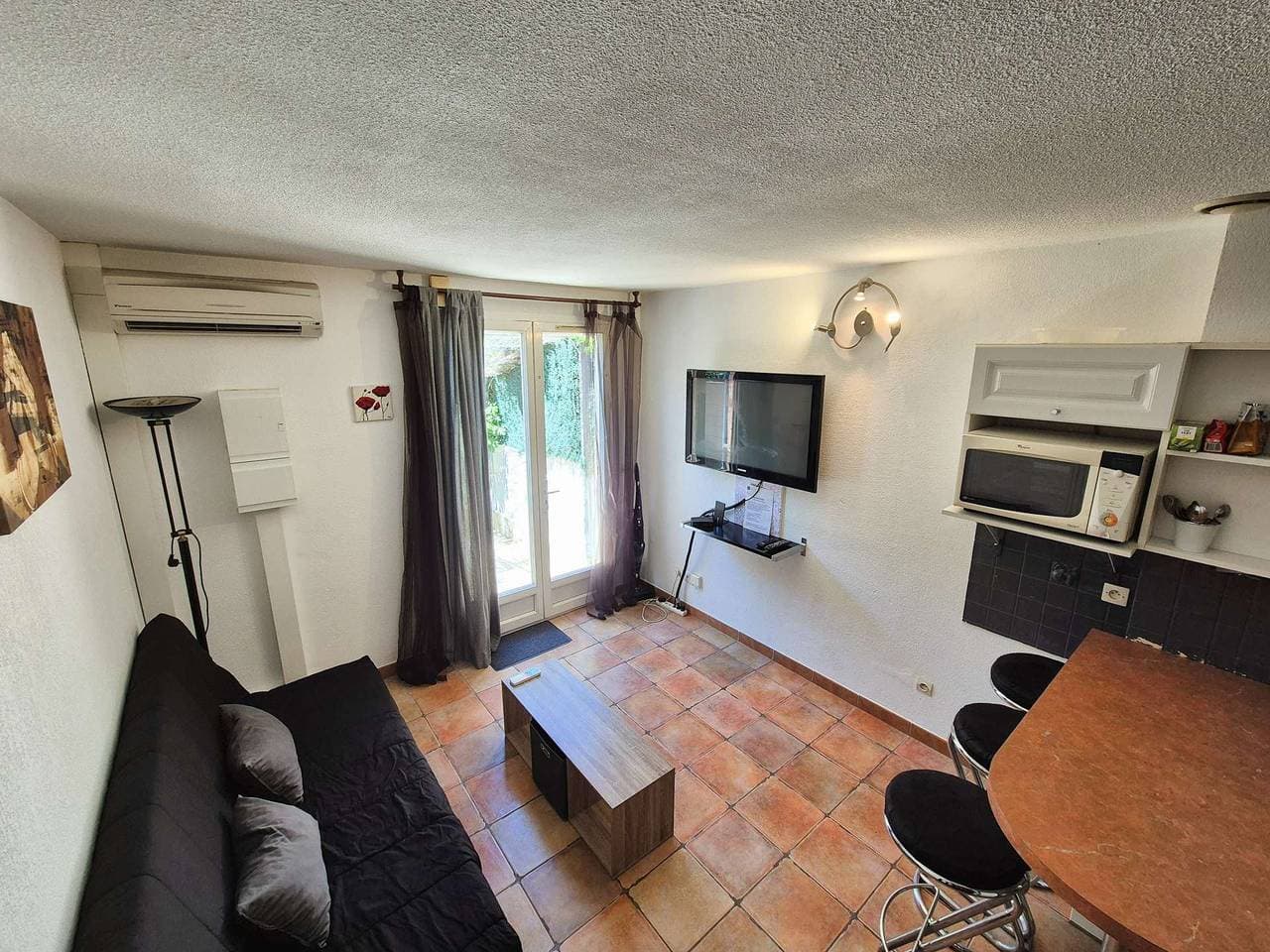 Foto 6 von 13: T2 Duplex in sicherer Residenz, privater Parkplatz, Swimmingpool, Klimaanlage, Internet