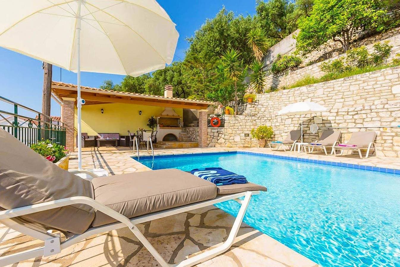 Foto 10 von 39: Villa für 4 Personen mit Meerblick