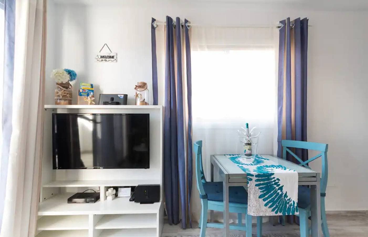 Foto 9 von 21: Ferienwohnung 'Acogedor Y Vistas Al Mar' mit Meerblick, privater Terrasse und WLAN