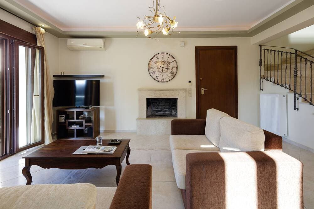 Foto 10 von 30: Ihre private Luxusvilla Mahin, Meerblick, eigener Pool, 140qm, ruhig, Rethymno