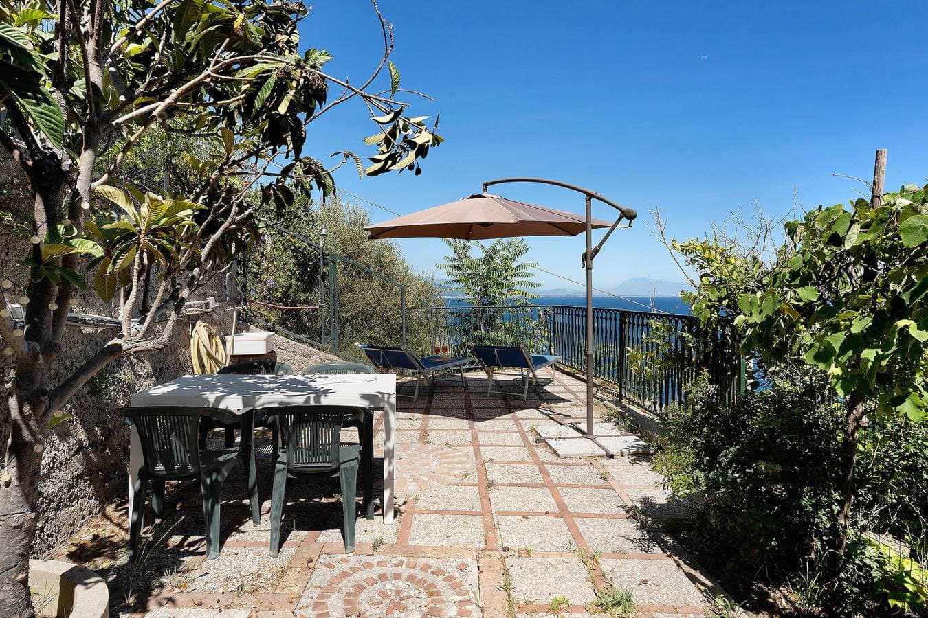 Foto 2 von 28: Ferienwohnung 'Blue Amalfi Coast' mit Meerblick, WLAN und Klimaanlage