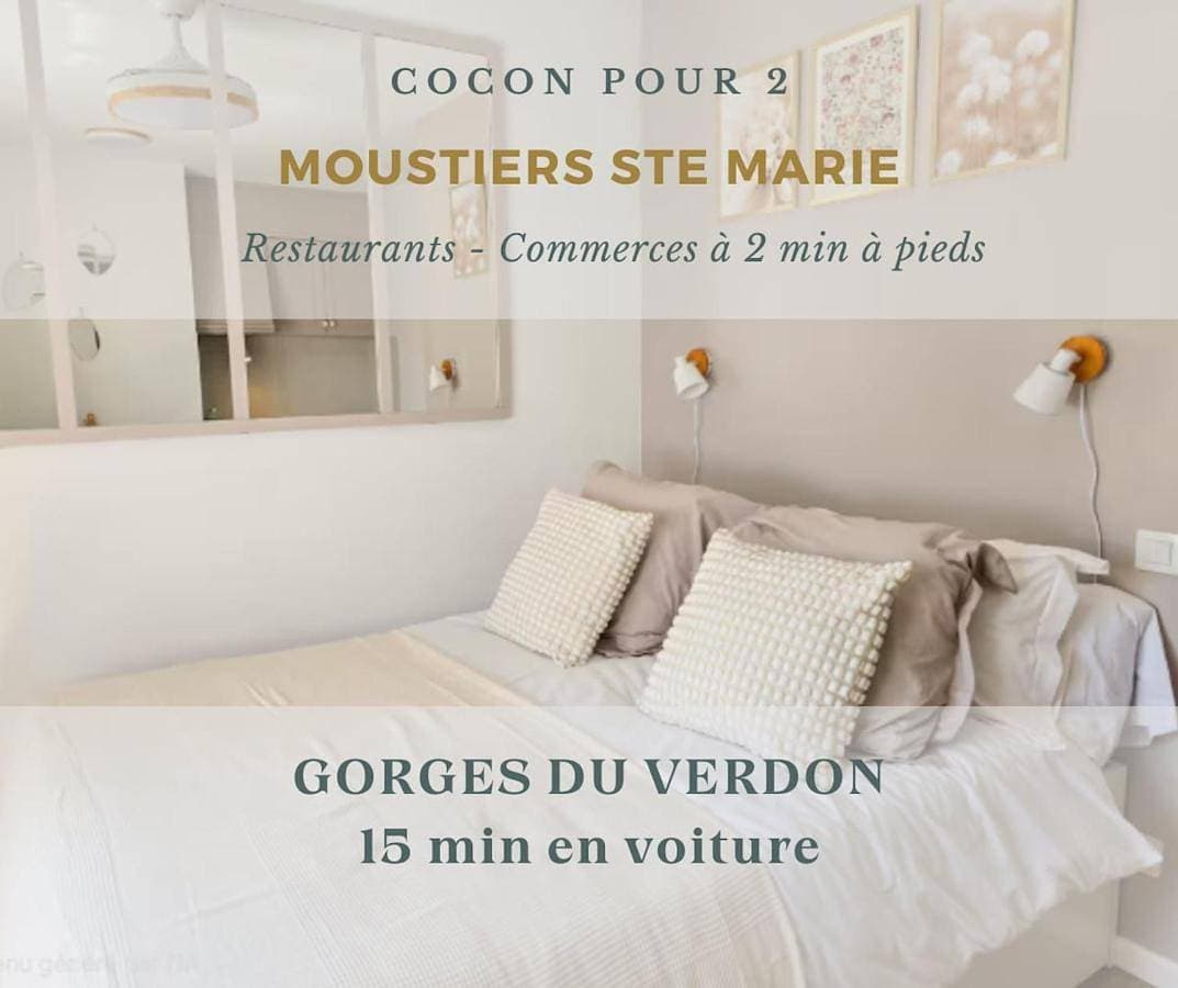 Cocon pour 2 - vue sur le clocher 1