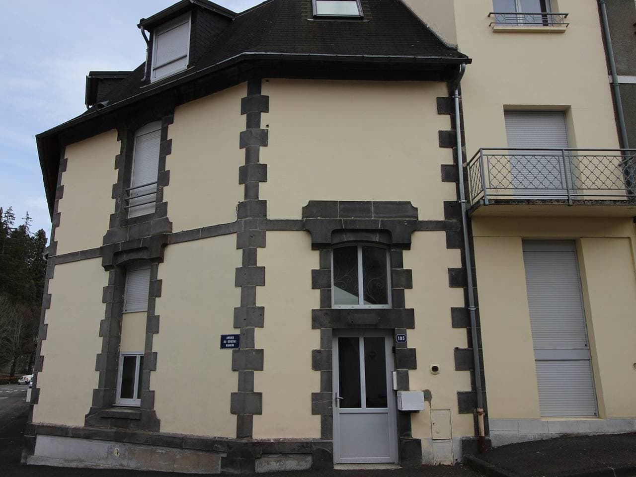 Foto 13 von 13: La Bourboule: Gemütliche 2-Zimmer-Wohnung mit Terrasse und Balkon, nahe Zentrum und Thermen