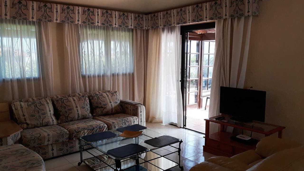 Foto 7 von 28: 3 Bedroom Villa With Pool