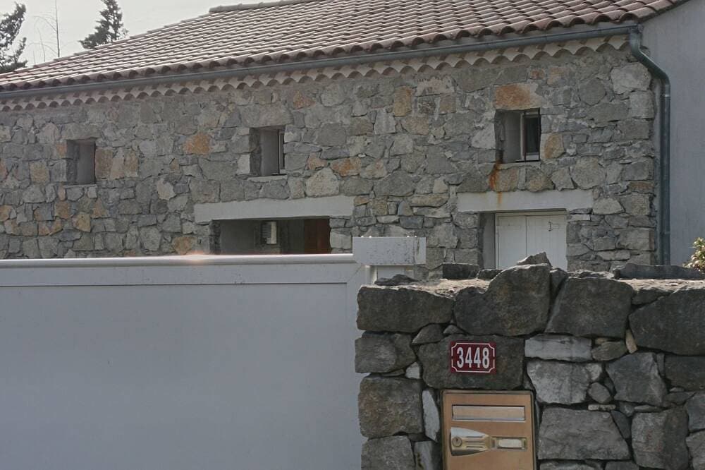 Foto 10 von 30: New: House with swimming pool in Labeaume, Ardèche (6/8 people)
