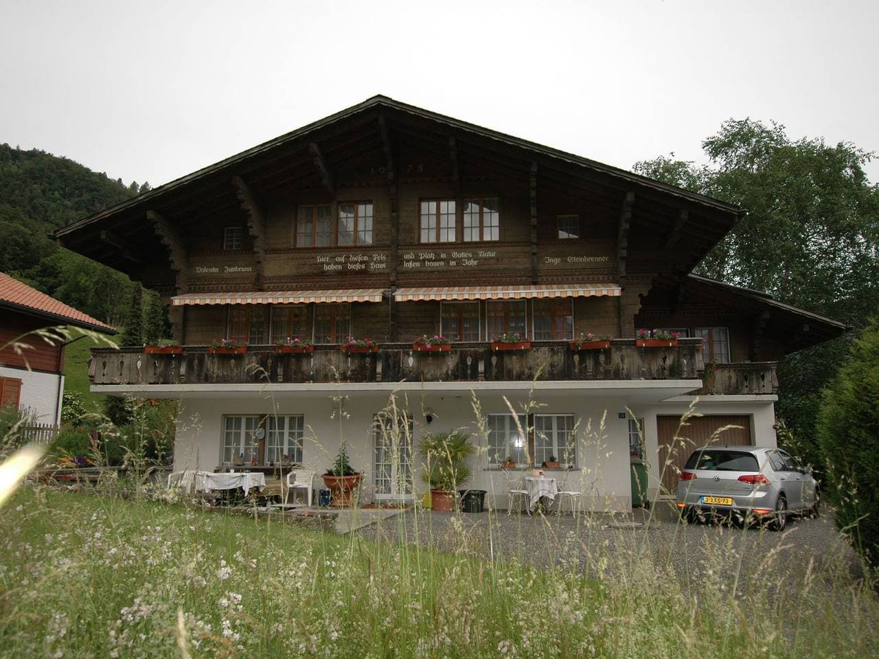 Chalet in Wilderswil mit Jungfrau-Blick 1
