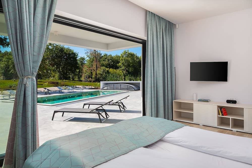 Foto 3 von 30: Exclusive five star villa