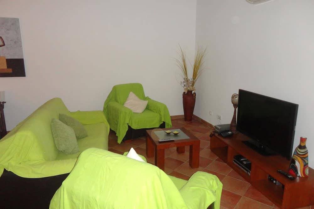 Foto 7 von 23: Wohnung neben dem Strand in Wohnanlage mit Innen- und Außenpool