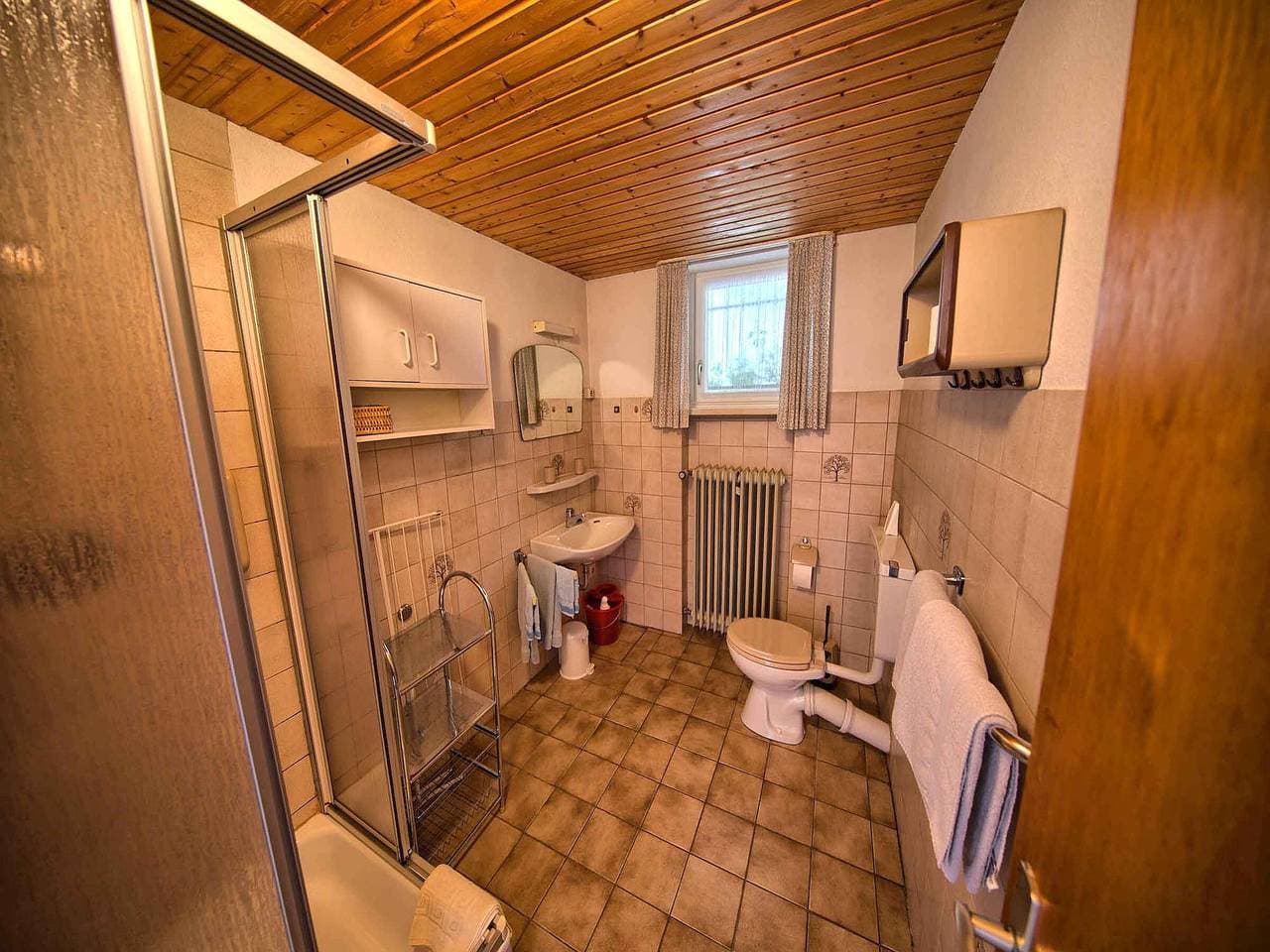 Foto 10 von 18: Ferienwohnung 'Kaltenbach' mit Gemeinschaftsterrasse, Gemeinschaftsgarten und Wi-Fi