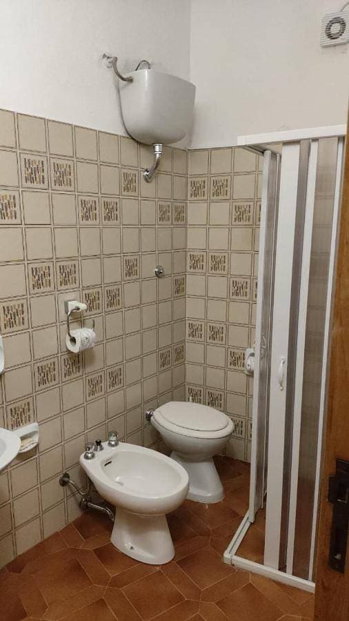 Foto 4 von 12: Double Room with Private Bathroom