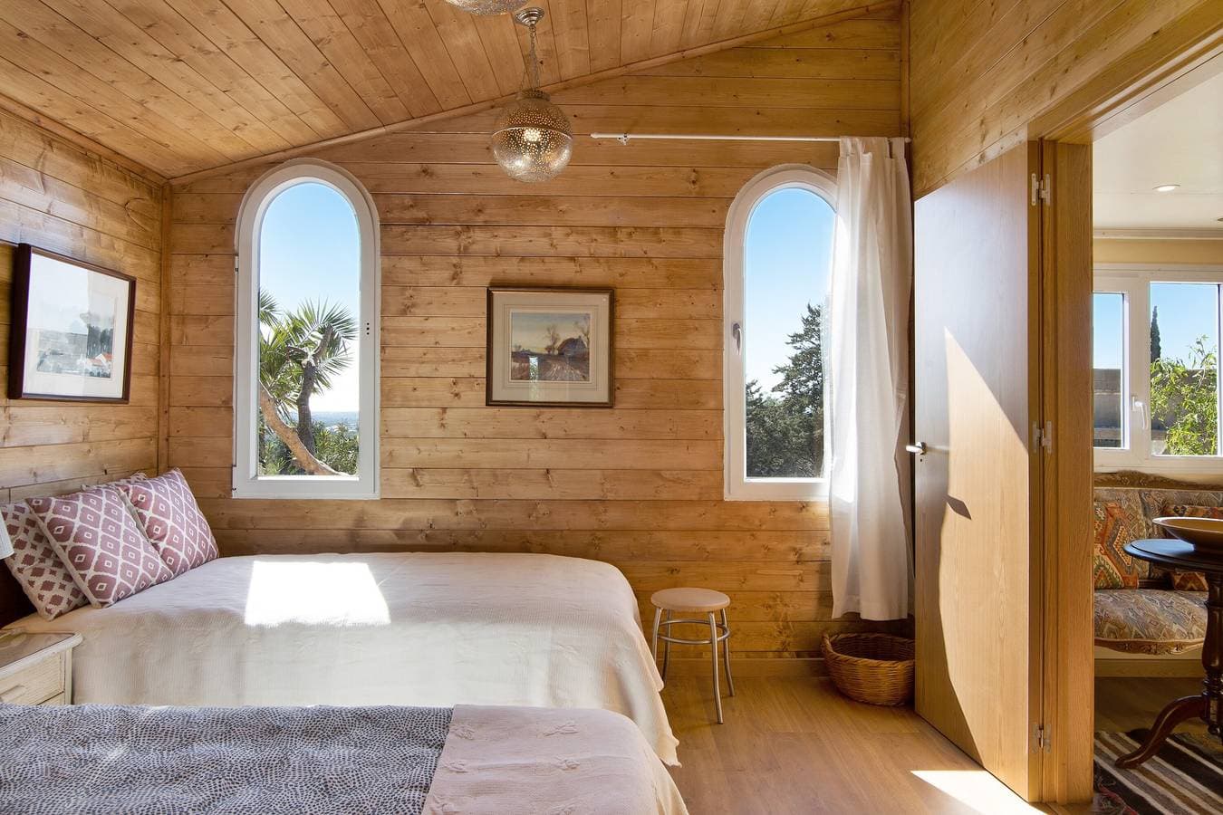 Foto 4 von 31: Cabana-Gartenhaus mit Gemeinschaftspool, Panoramablick und WLAN