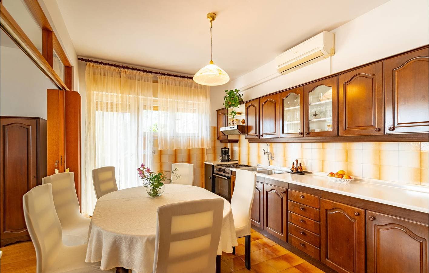 Foto 7 von 33: Gemütliche Ferienwohnung mit Terrasse, WLAN und 1,5 km zum Strand