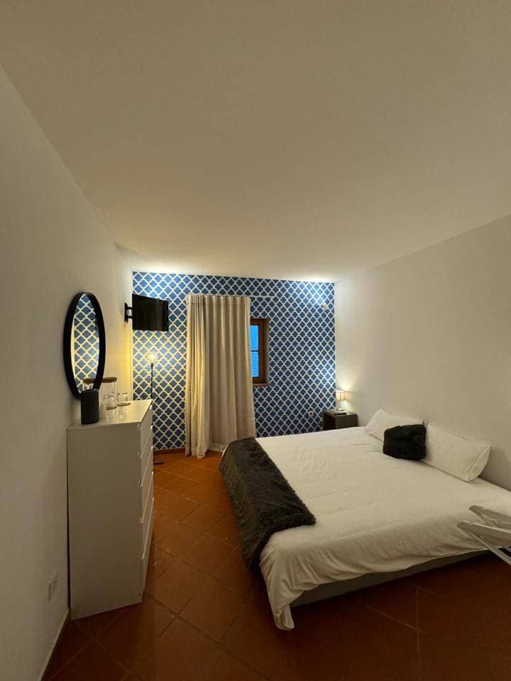 Foto 10 von 13: Double Room with Shared Bathroom