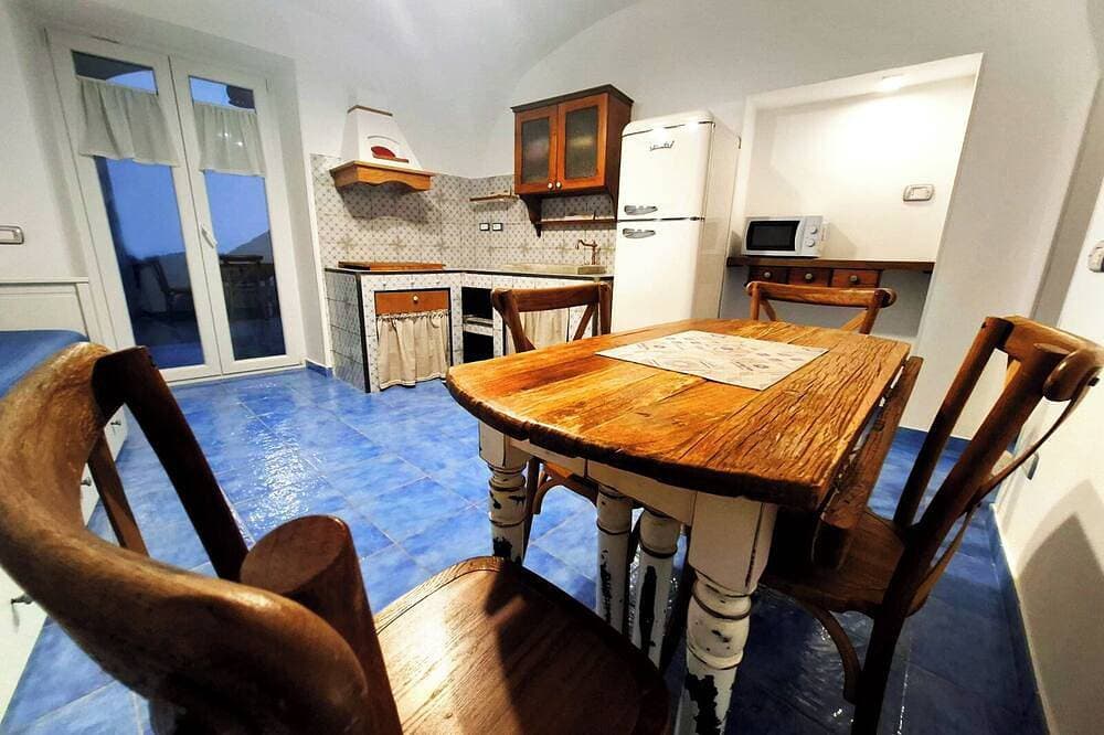 Foto 12 von 19: Ely House Amalfi Coast - Vietri sul Mare (Sa) - Cozy Holiday Home