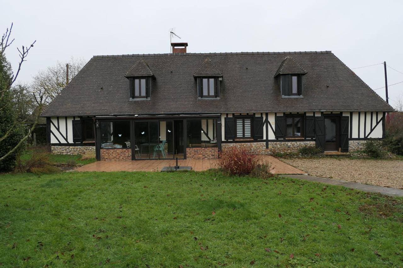 Foto 8 von 32: Four-Bedroom House
