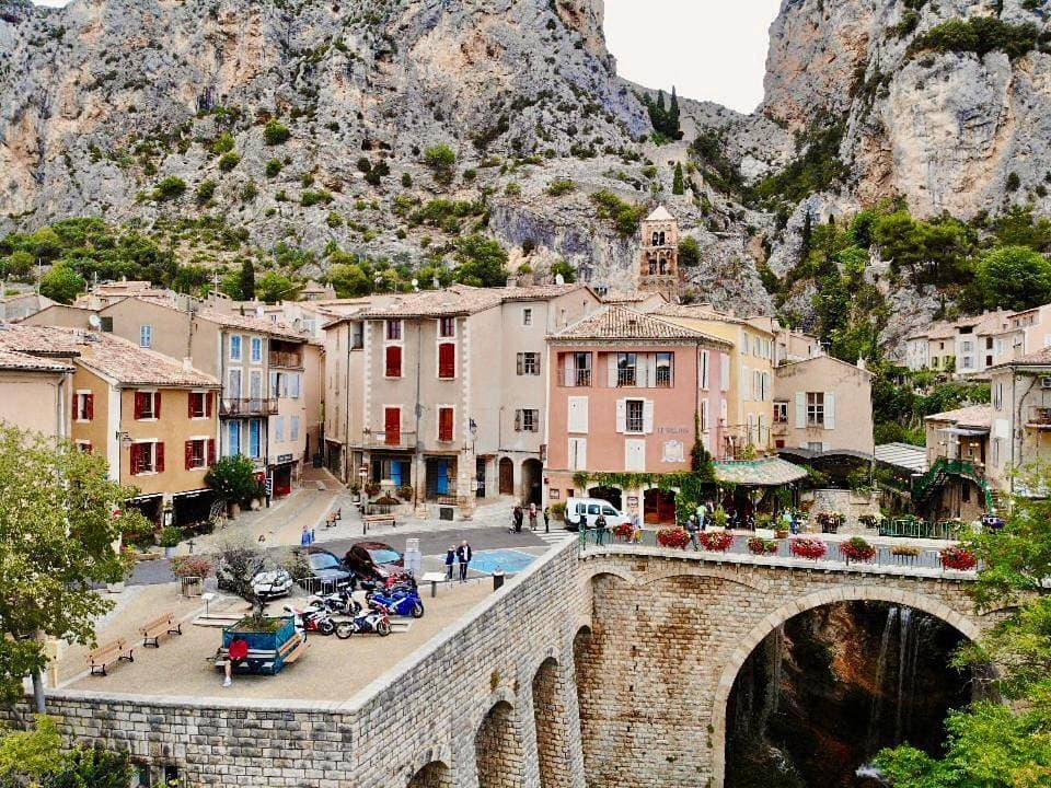 Le Logis des Cascades 2 1