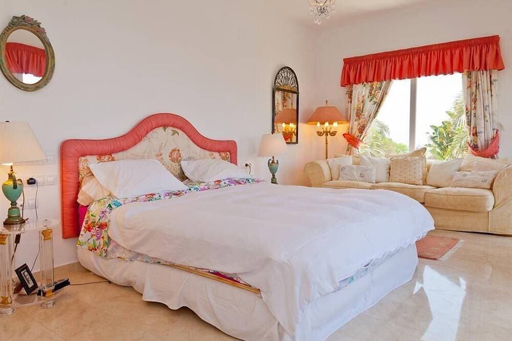 Foto 2 von 24: Schöne Familienvilla mit Pool direkt am Meer, Gegenüber Nikki Beach in der Nähe von Don Carlos