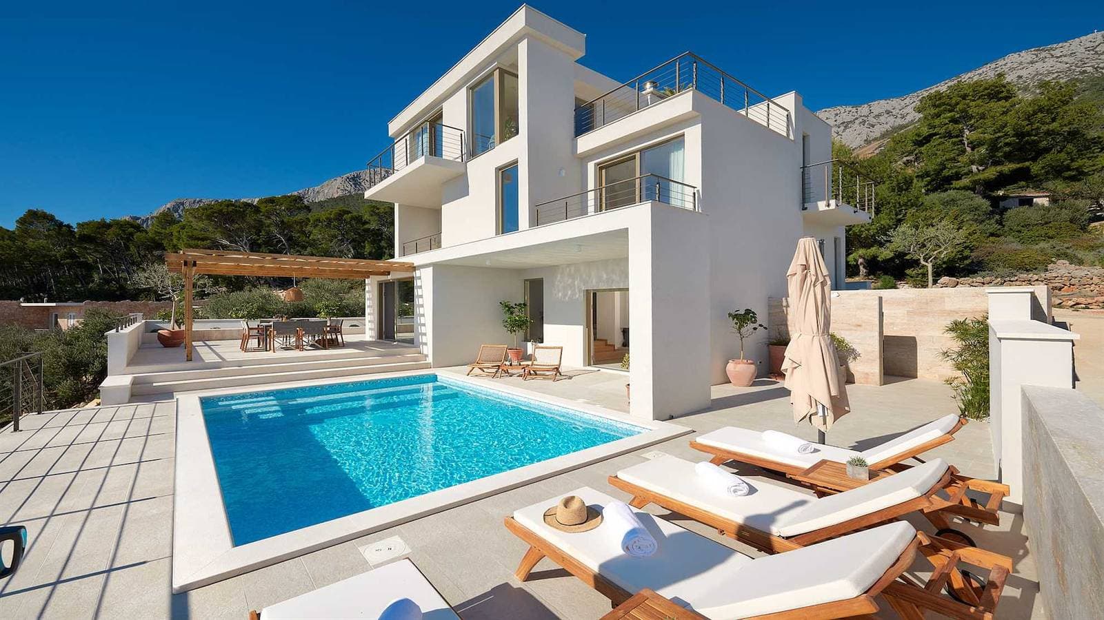 Foto 11 von 80: Villa Adria Gloss - Luxusvilla mit atemberaubendem Meerblick