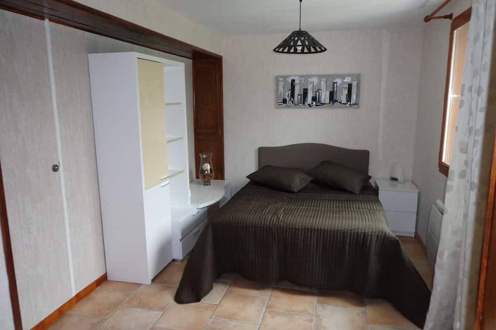 Foto 2 von 15: Gîte rural \"Le Noyer Rondin\" in Cheverny (sleeps 12), ideal for families.