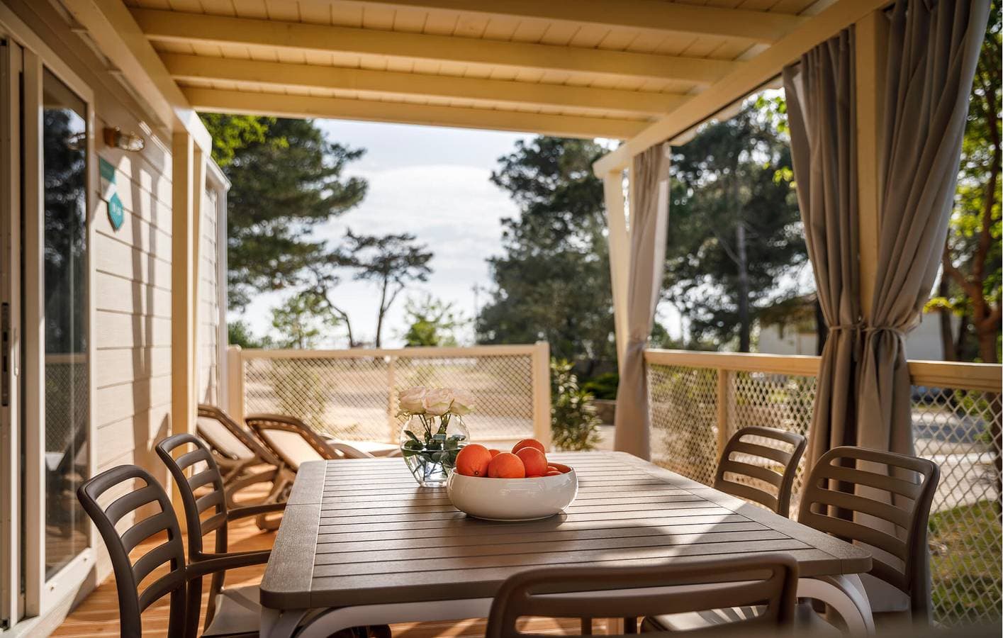 Foto 7 von 28: Gemütliches Mobilheim mit Pool, Terrasse und 1 km zum Strand