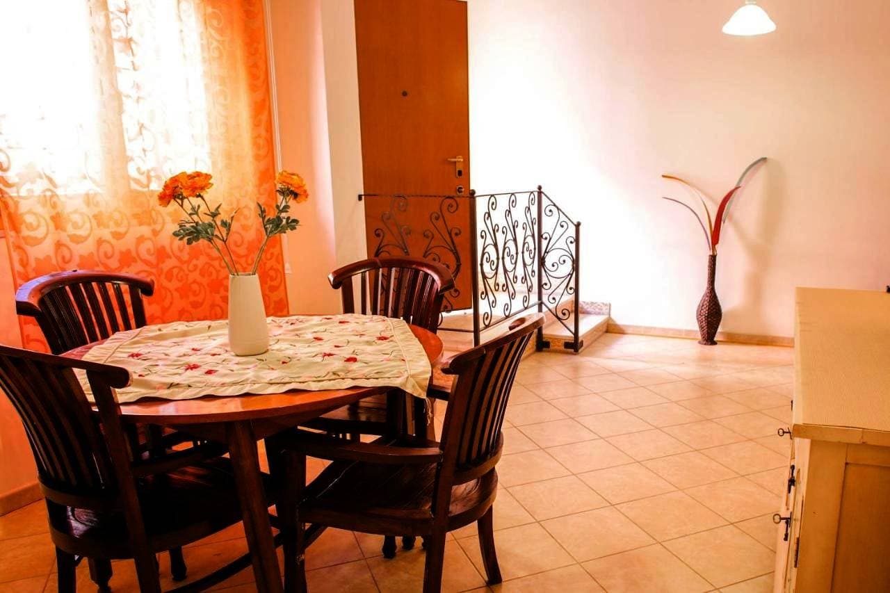 Foto 4 von 14: Studio Apartment