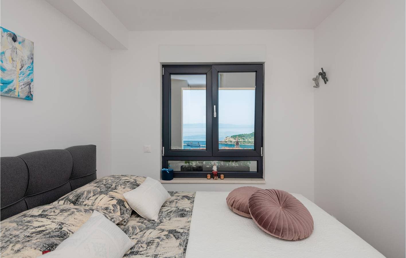 Foto 8 von 26: Charmantes Apartment mit Terrasse, 400 m zur Küste und 700 m zum Zentrum von Makarska
