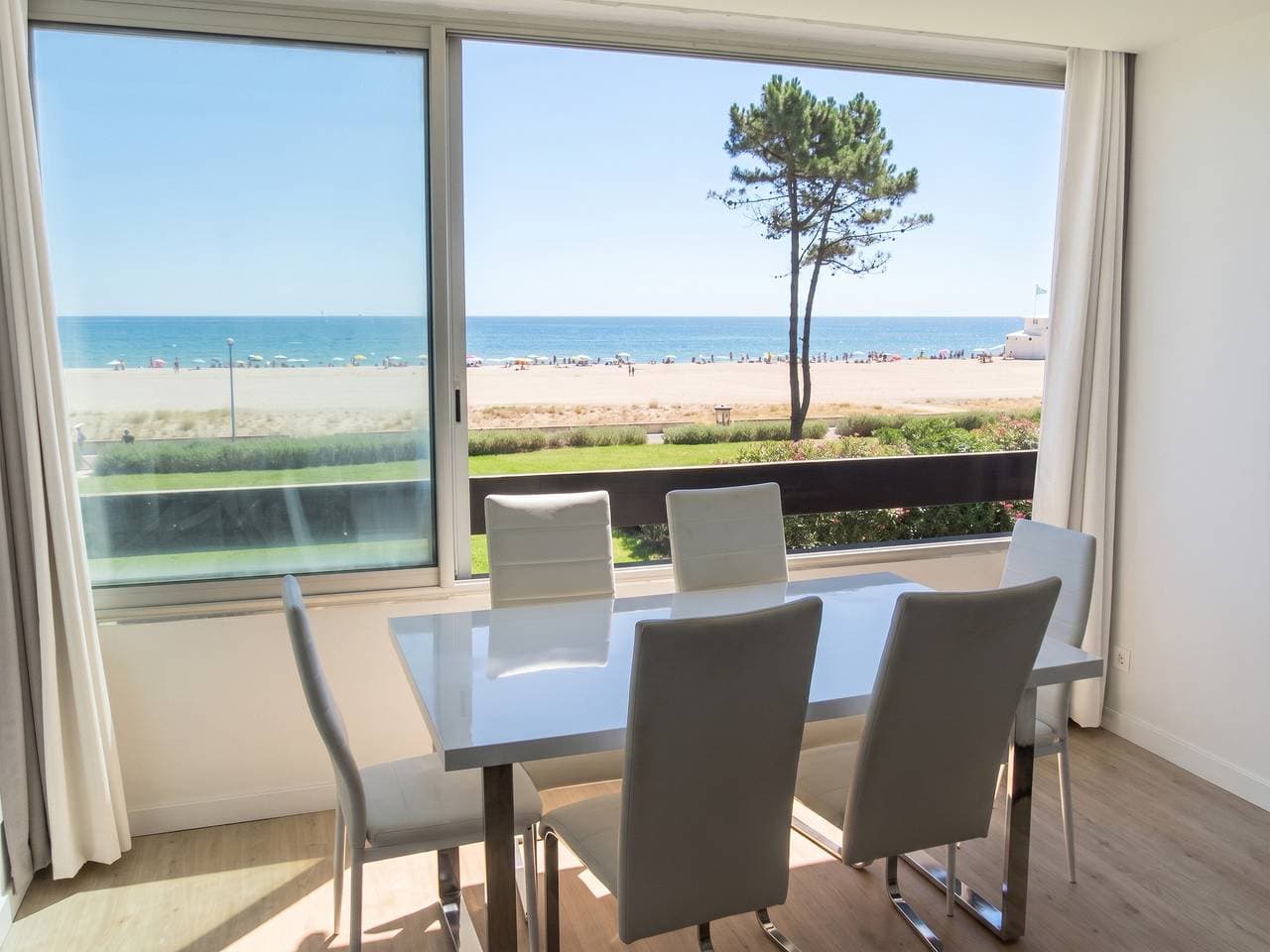 Helles Apartment in Saint-Cyprien 45 m² mit Meerblick 1