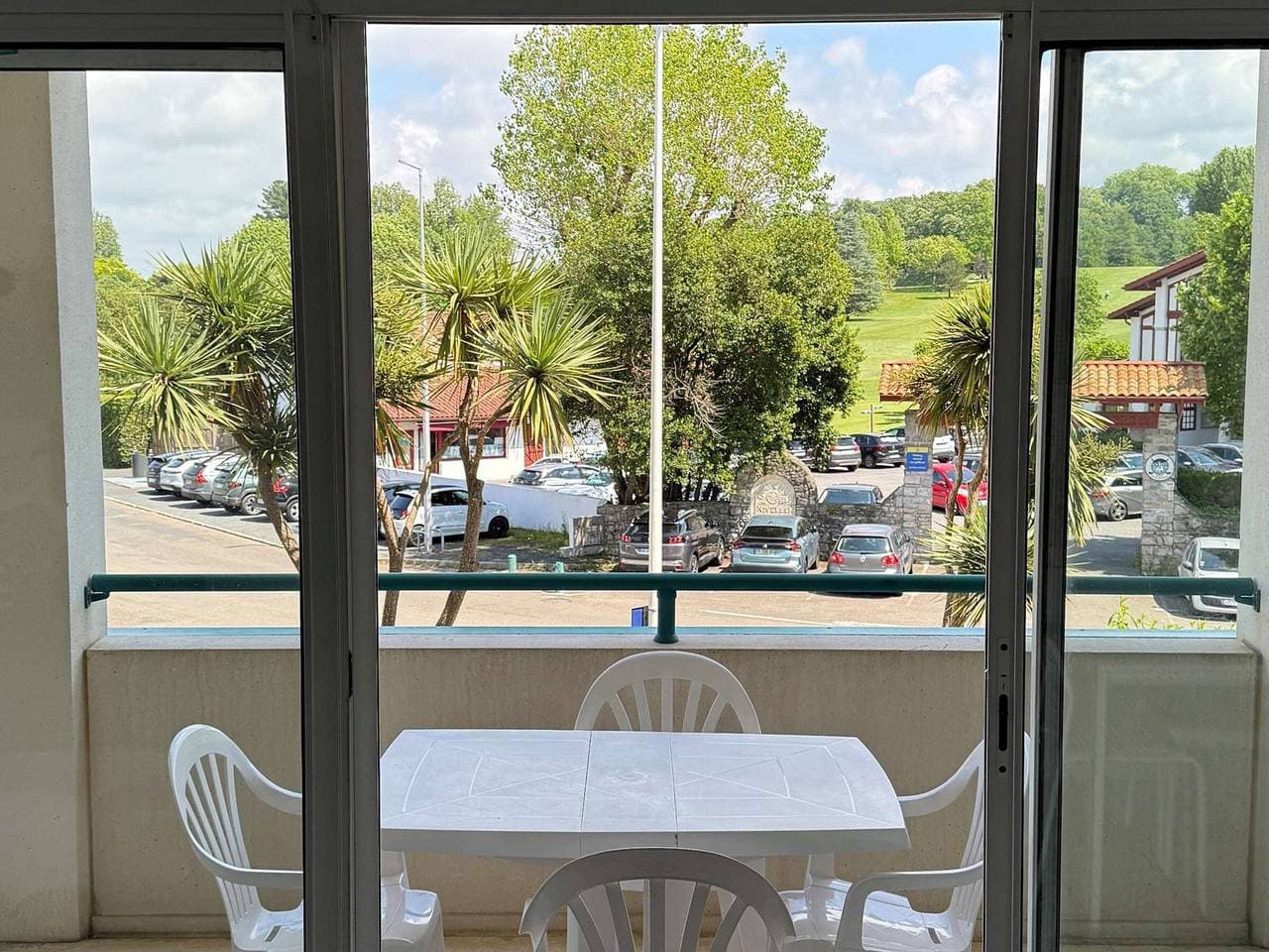 Studio am Golfplatz mit Terrasse und Parkplatz 1
